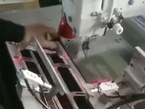 电脑激光开袋机操作视频